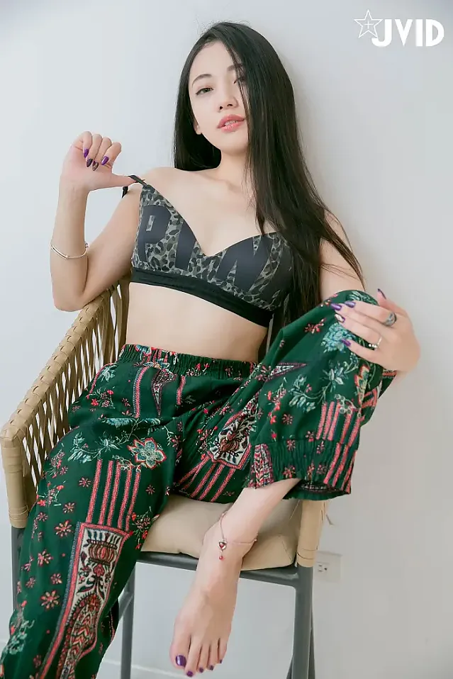 JVID 나츠 트와일라잇 - 호감 가는 미소녀 세트.02