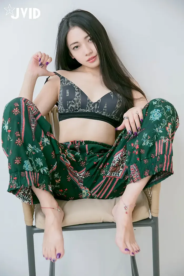 JVID 나츠 트와일라잇 - 호감 가는 미소녀 세트.01