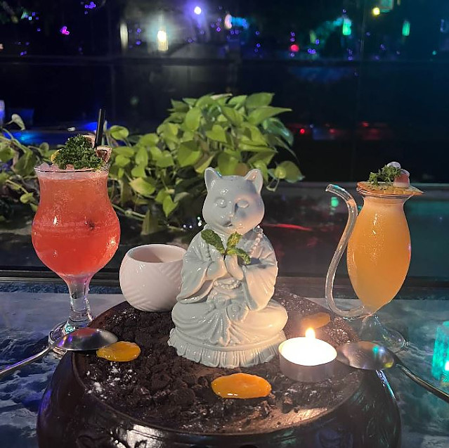 조디악 바 Zodiac Bar (1군)