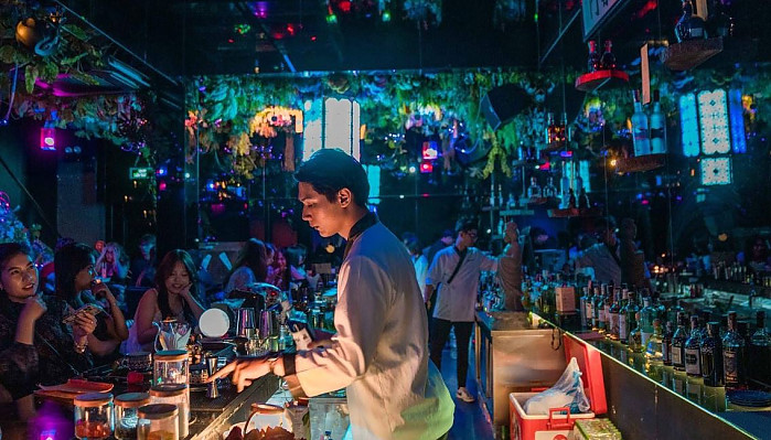 조디악 바 Zodiac Bar (1군)