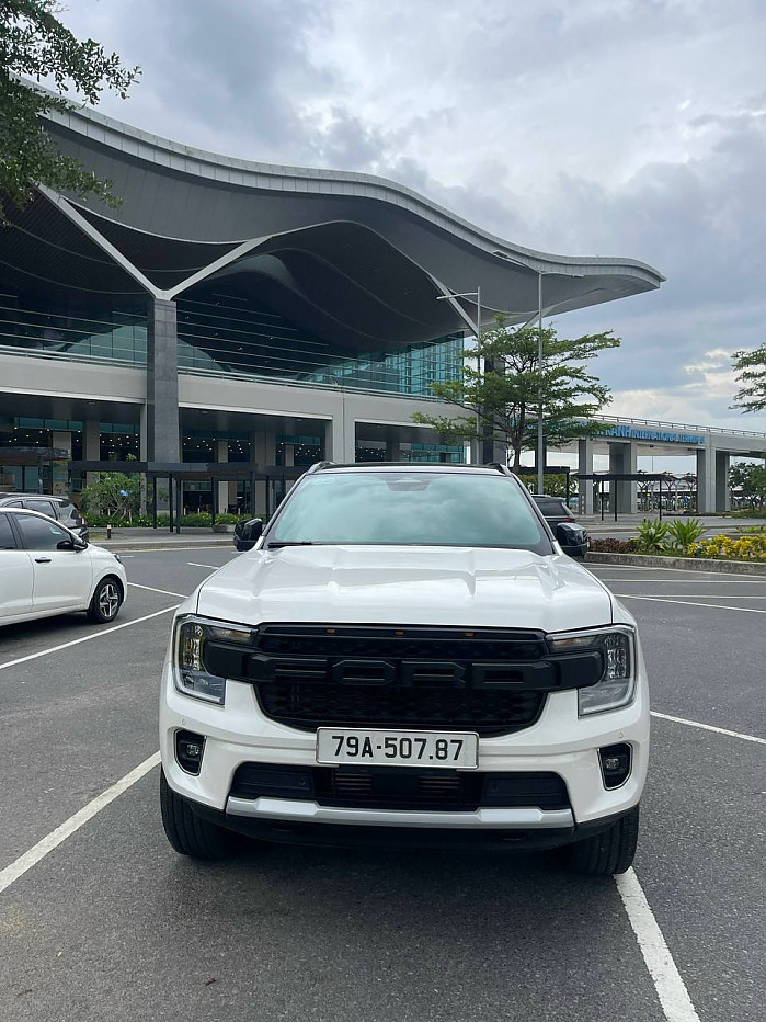 Cam Ranh Airport -> go to Nha Trang City-Viet Nam