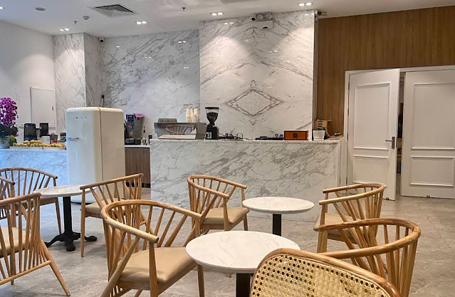 [하노이] 500평, 50개룸 규모, 직원 70~80명, 최고급 시설 미딩 쓰리 따봉 스파