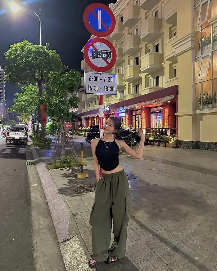 해외에서 화끈하게 백리스 입어버리기 instagram for mingddo_h