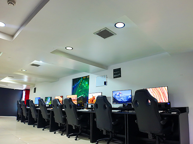 라이온 대박게임장(7군)