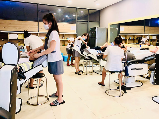 스카이 이발소(7군)