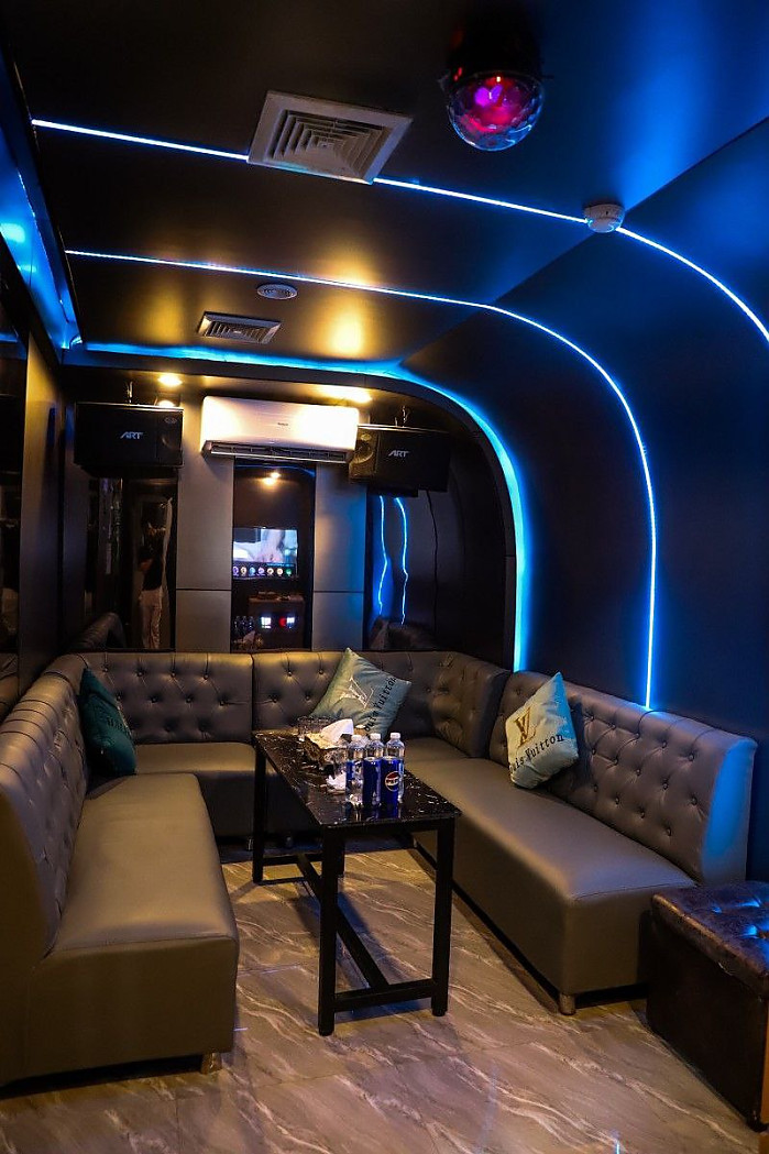 원투 가라오케(1군)