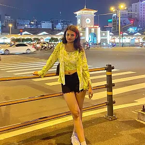 Night stroll in Ho Chi Minh @dr.priyanka_bangde