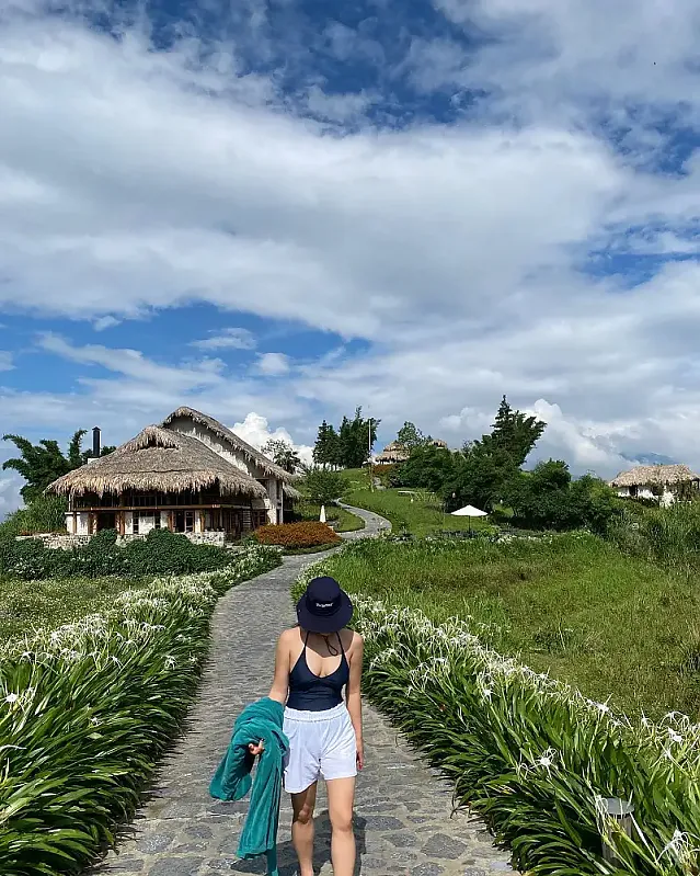 예전에 눈여겨봤던곳인데 넘 예뻐요 @uujin___ 인스타