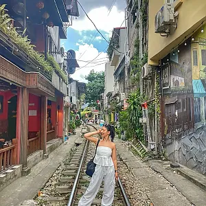 살면서 흘릴땀 하노이에서 따 뿜었음 @_yeongi__ 인스타