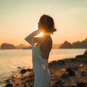 Swipe Left. @the.creativeroy 인스타