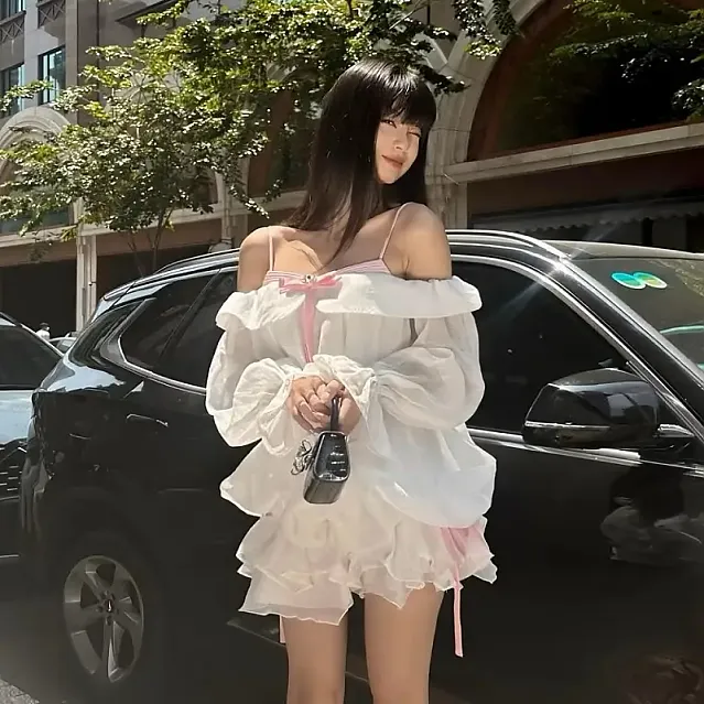 순백의 미니드레스 베트남녀 @tiemnhahy.thuedosaigon 인스타