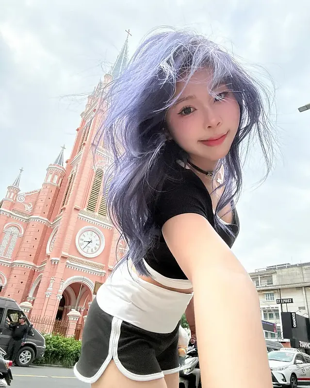 if you see me calling…. @mizzie.xx