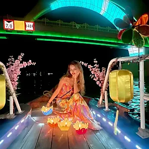 다낭의 호이안에서 랜턴 흘렀다 @yutsukitty_