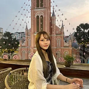 언니가 베트남에서 만났는데 풀메이크업 받아서 너무 행복해 @ay528