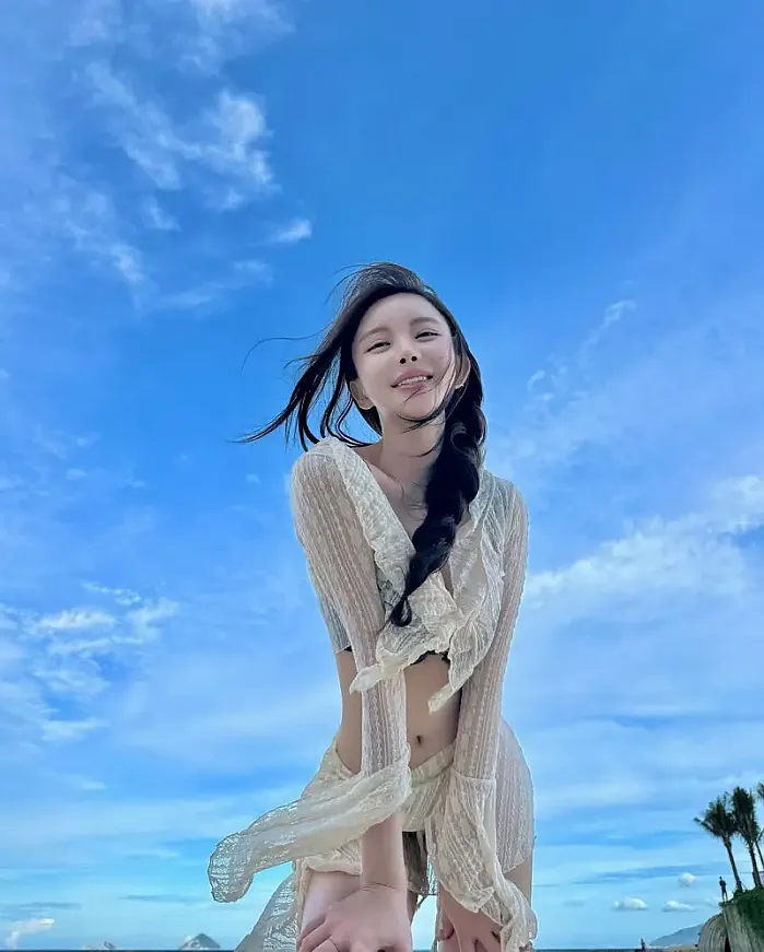 아래에서 찍어봤는데요..바람한테 졌습니다 @__jihyang_