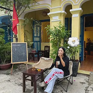 뱅기타기 4시간전에 짐 싸보기는 또 처음이네 날새고 기절이슈 @__.yoonyoon