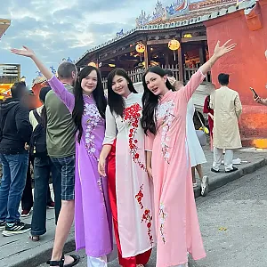 3สาวกะชุดอ่าวหญ่ายย instagram for mdmildmds