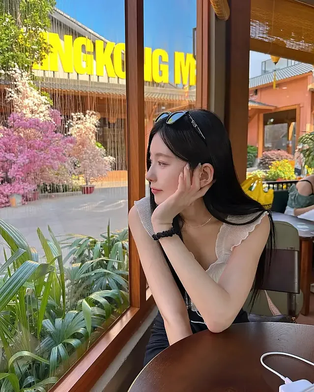 또 가고시퍼 instagram for hyo.ppeu