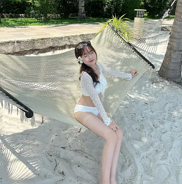 summer is coming!!! instagram for hkah._.hnib