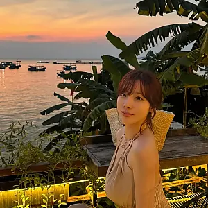 하늘색이 분마다 바껴서 하늘멍하기 조음 instagram for 97.4kg