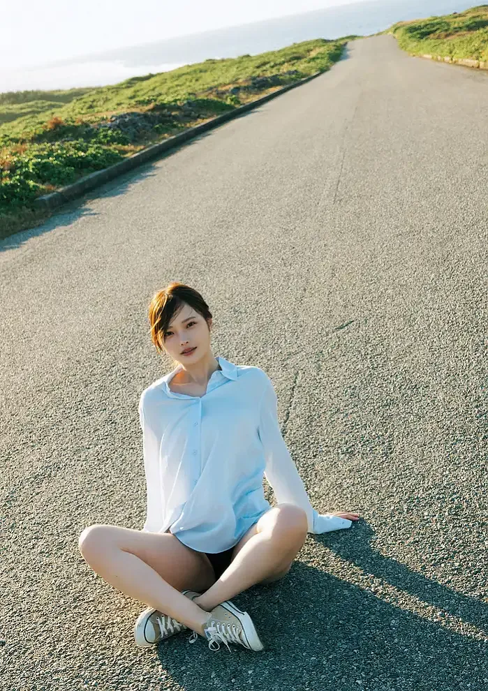 히메카 아라야(Himeka Araya), 첫 번째 사진집 「히메큐리(ひめかわい。)」. Set.02