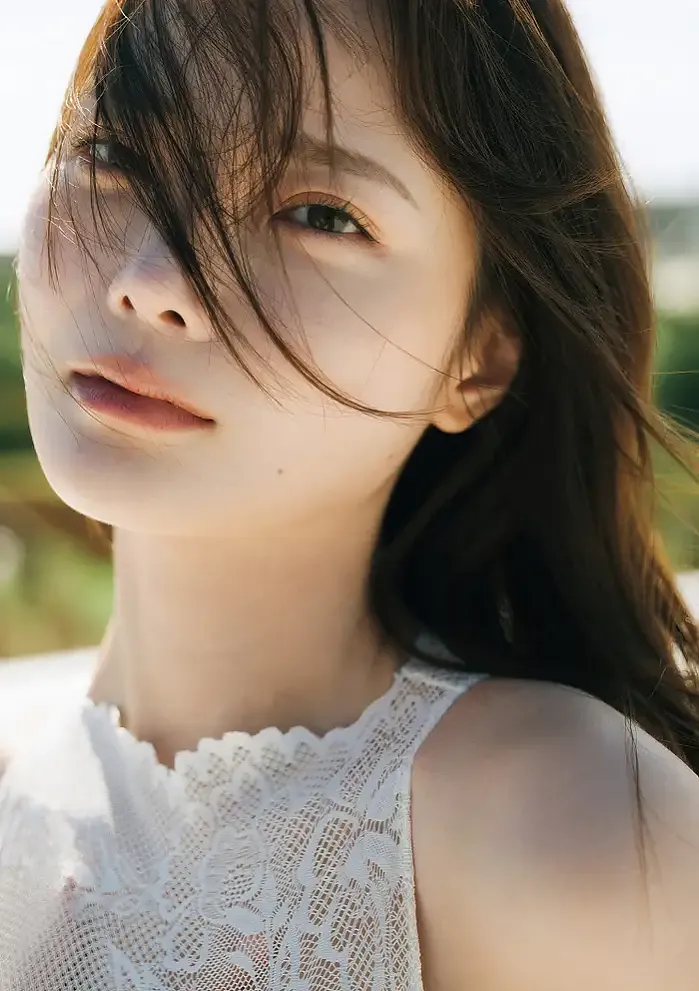 히메카 아라야(Himeka Araya), 첫 번째 사진집 「히메큐리(ひめかわい。)」. Set.02