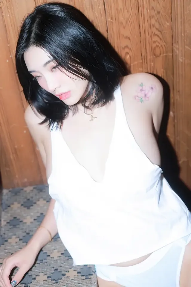 Sula 첼설아, PhotoBook 「Drunk」 Set.02