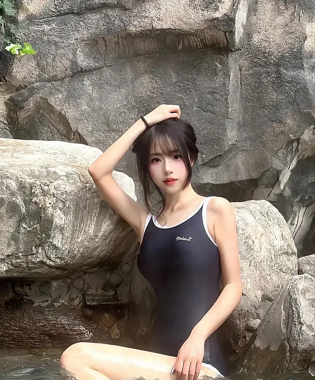 차분한 수영선수 스타일 원피스 수영복