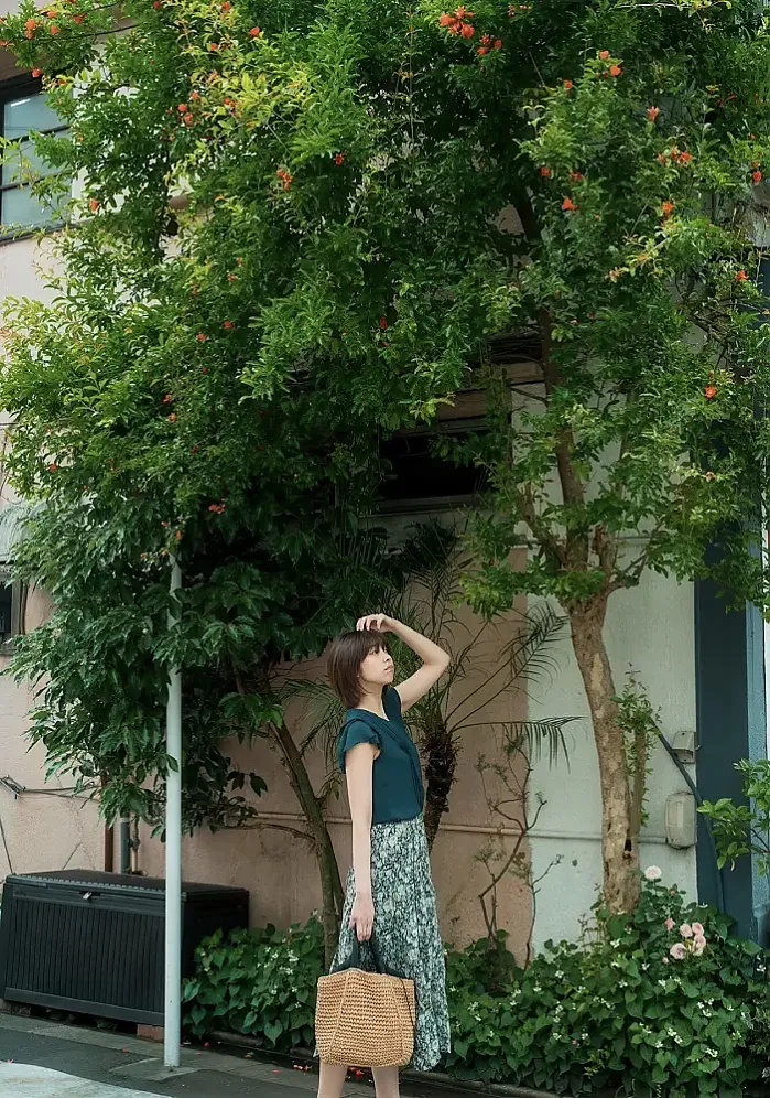 츠구 마나카 (真中つぐ), 사진집 《연애 정서》, Wunder 출판사 Set.02