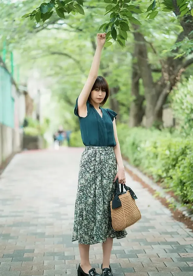 츠구 마나카 (真中つぐ), 사진집 《연애 정서》, Wunder 출판사 Set.02