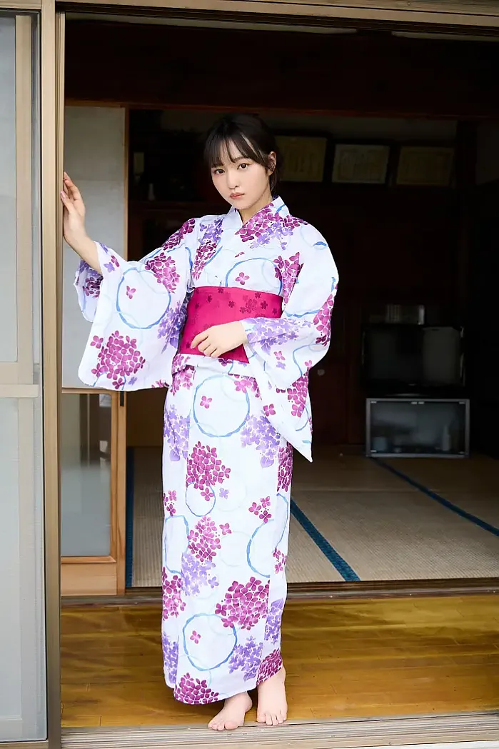 기모노 벗겨보니 깜놀