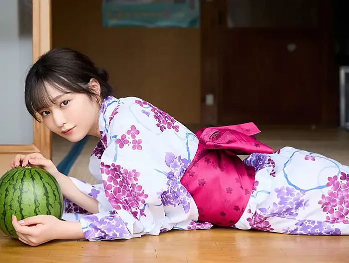 기모노 벗겨보니 깜놀