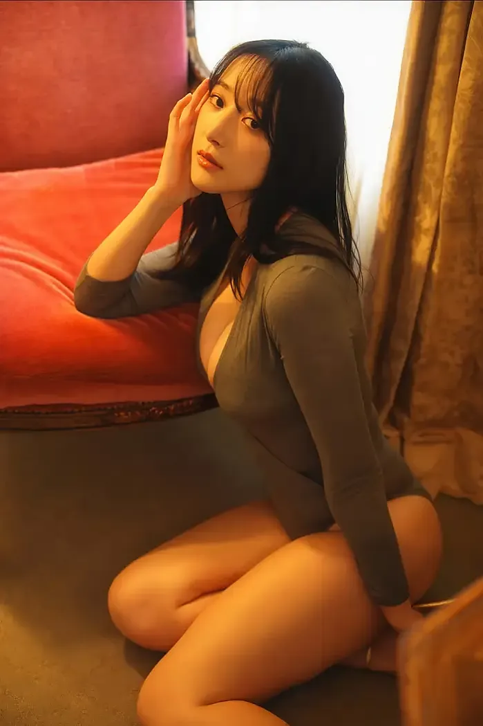 야마자키 아미, FRIDAY Monthly Girl 048 완전 미공개 컷 Set.02