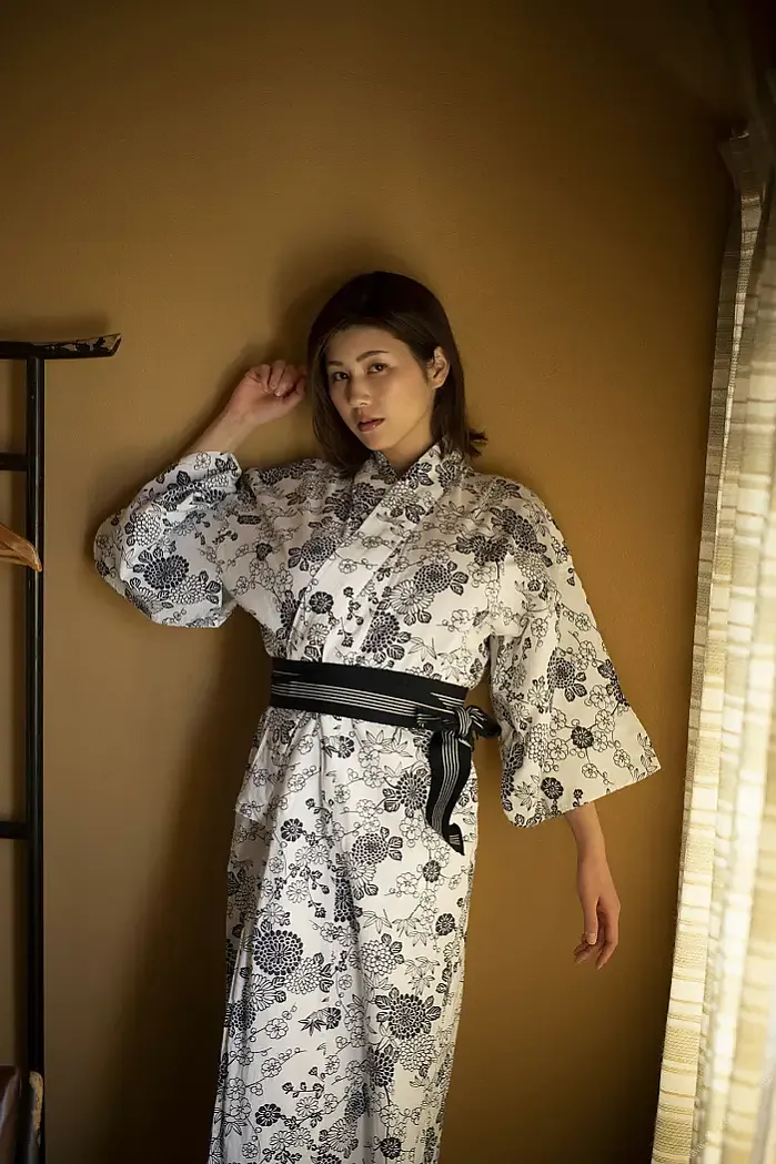 스시녀와 불륜여행 #1