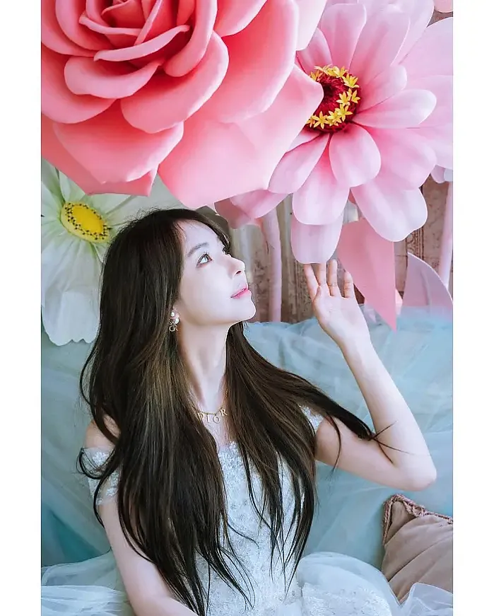 직업이 전직사진작가였던 모델