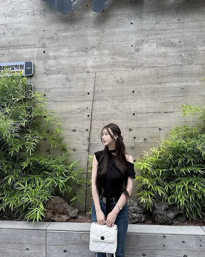 직업이 전직사진작가였던 모델