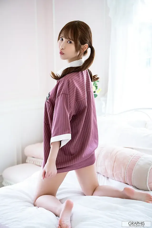 리카 오노 小野六花, Graphis Gals 「Sweaty」 Vol.05