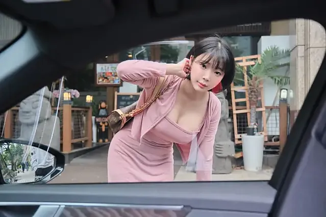 강인경 운전석 남친 시점