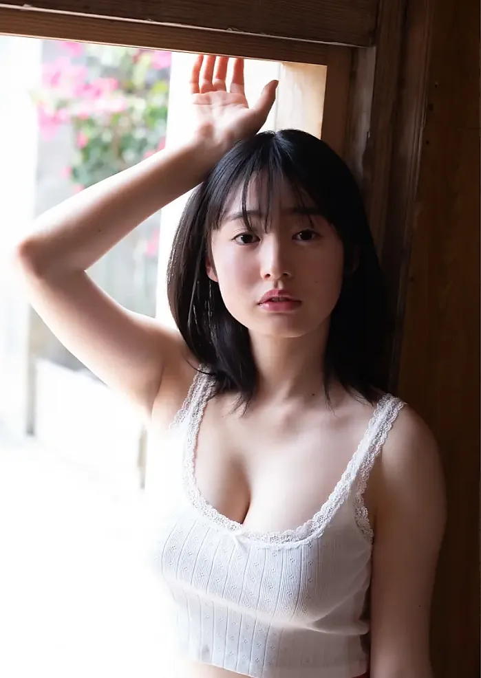 미우 시라하마 白濱美兎, Young Jump 2025 No.08