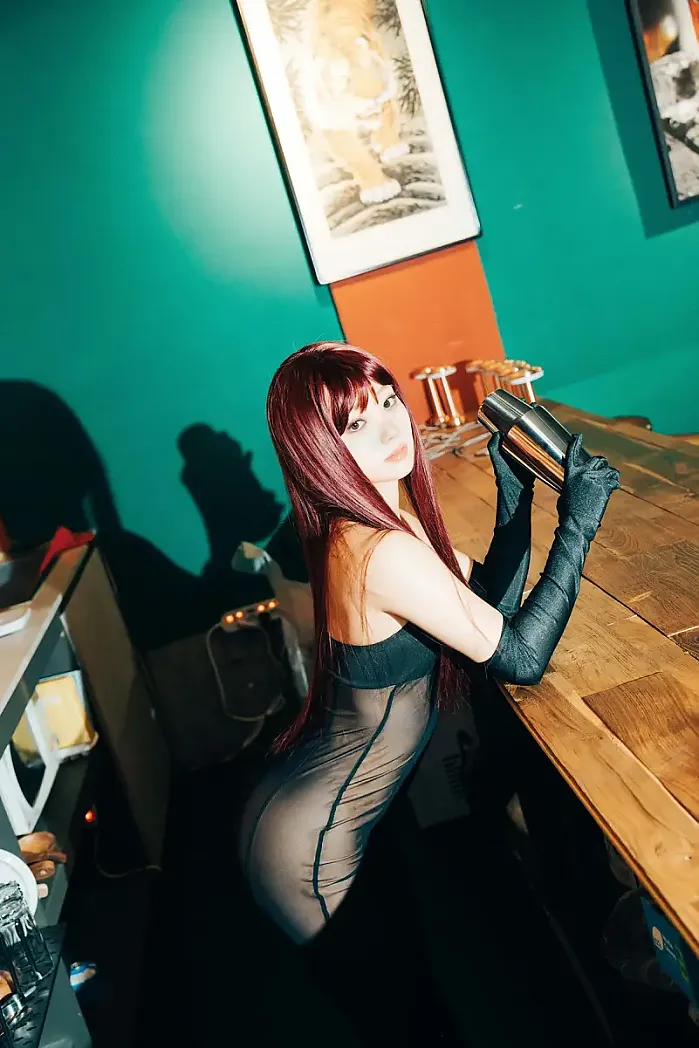 검은 눈, 하이비아 「시크릿 바」 Set.02