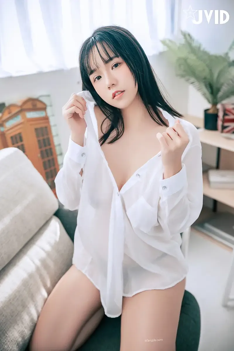마사지사에게 유린당한 타락한 아내－보칠 고도의 기술로 개발된 에로틱한 감각 Set.04
