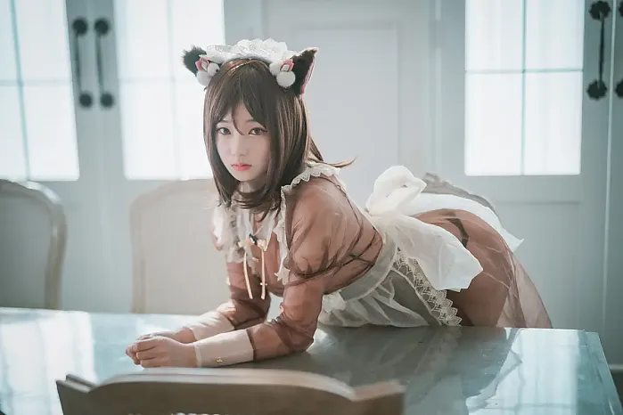 Bambi 밤비, DJAWA ‘Pure Marron Maid’