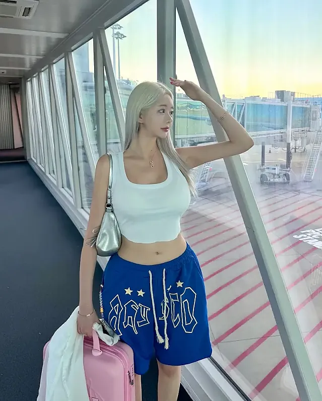 공항 출발하는 순간부터 너무 설렌다