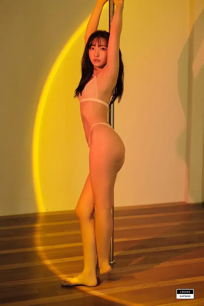 익스프레스 사장님네 아이돌 미모급의 모델 누나2부