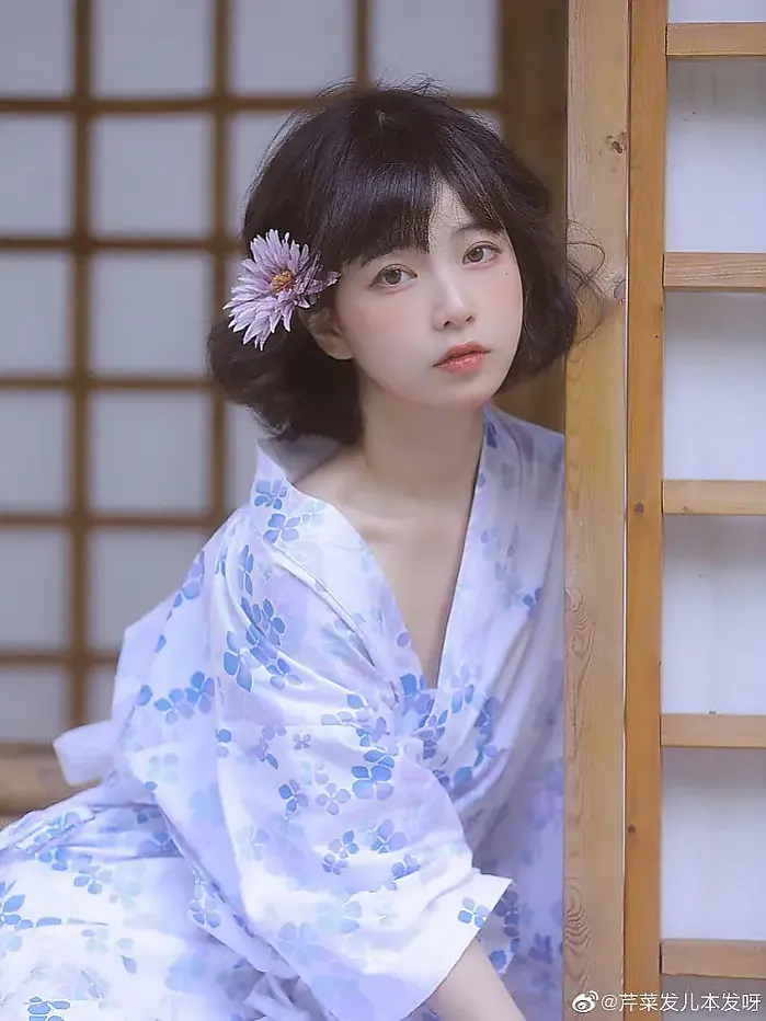 기모노가 이쁜 일본처자