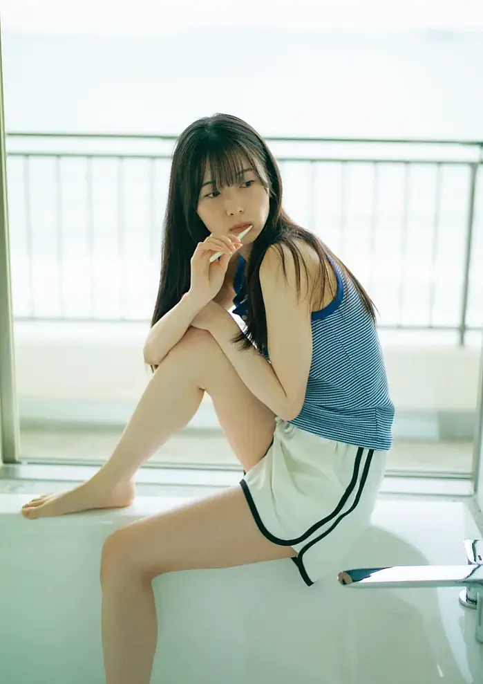 사사키 코토코, 첫 번째 사진집 「새벽의 꿈」 Set.02