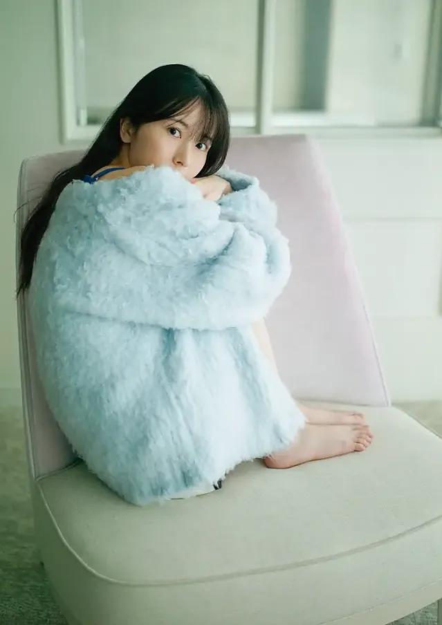 사사키 코토코, 첫 번째 사진집 「새벽의 꿈」 Set.02