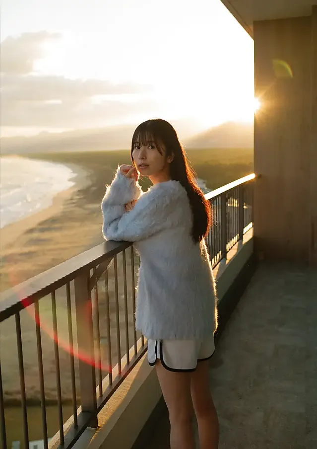 사사키 코토코, 첫 번째 사진집 「새벽의 꿈」 Set.02