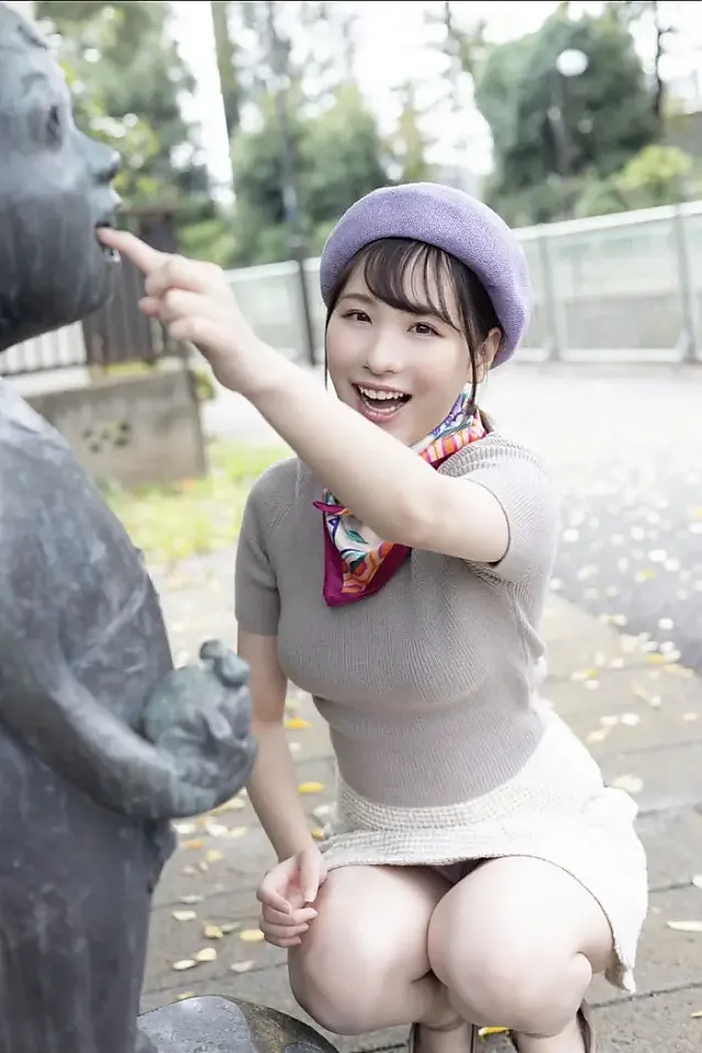 무라카미 유카 사진집 버스 가이드 누드 여행으로